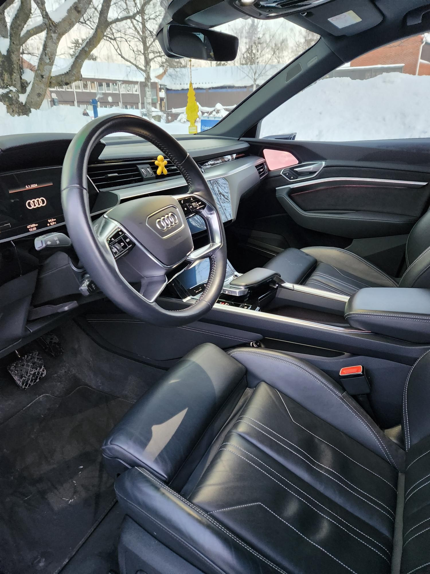 Audi e-tron