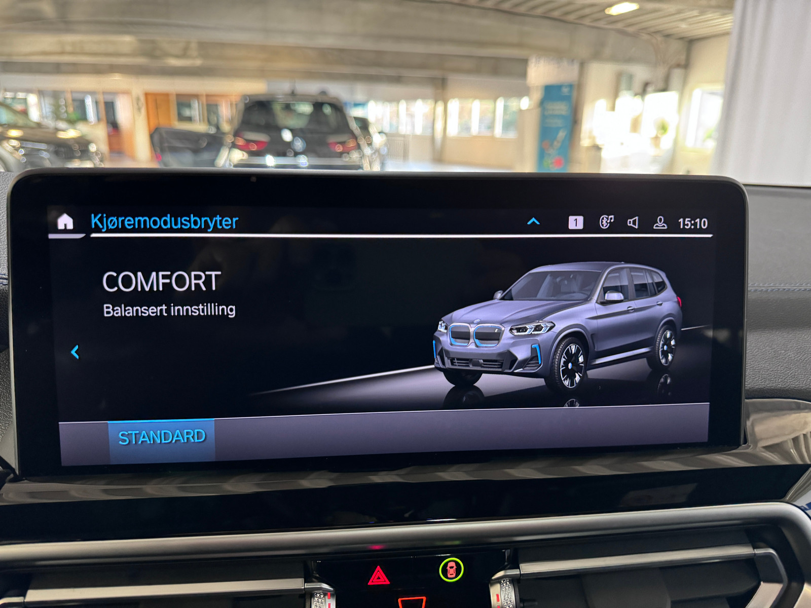 BMW iX3