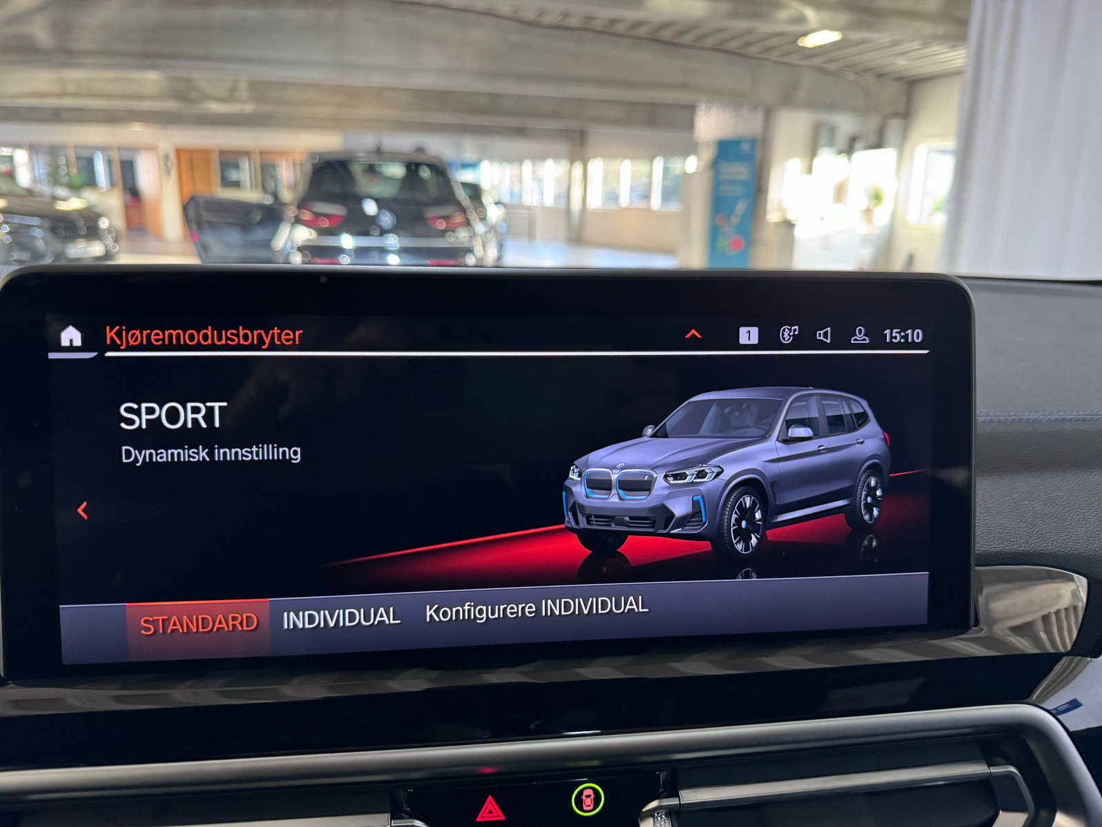 BMW iX3