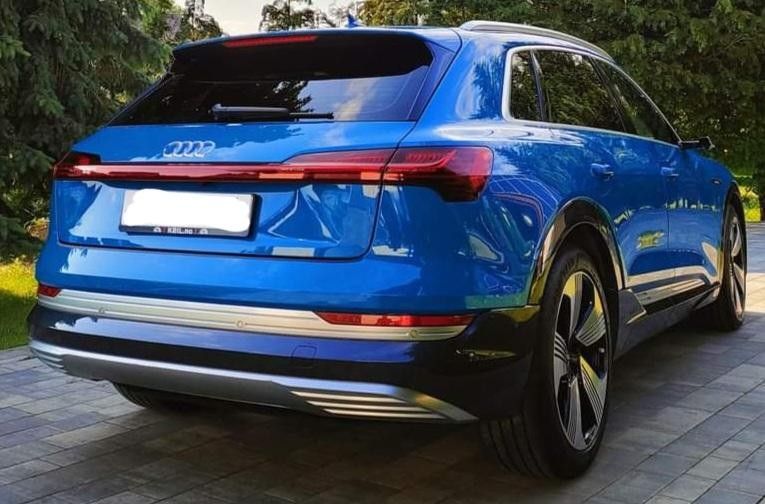 Audi e-tron