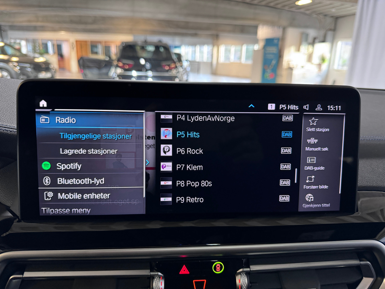 BMW iX3