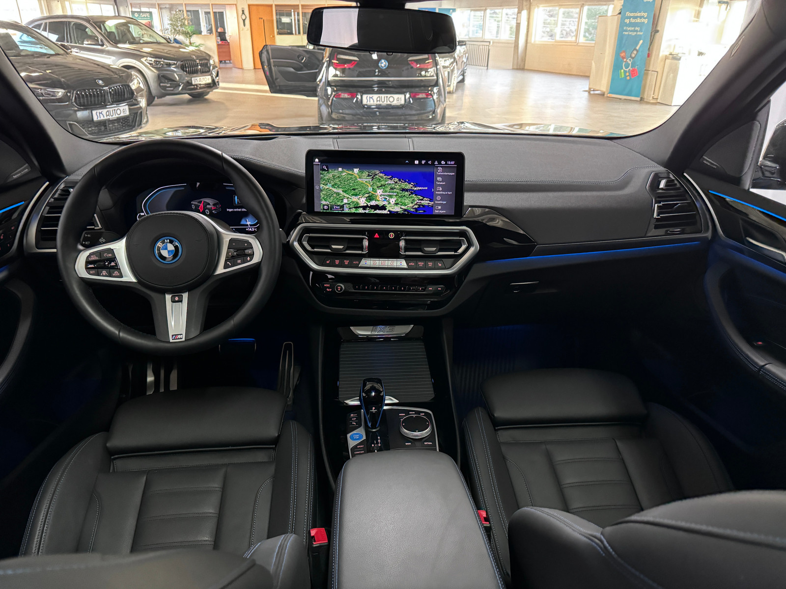 BMW iX3