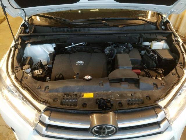 Toyota Highlander 2019