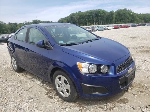 Chevrolet Sonic LS 2013