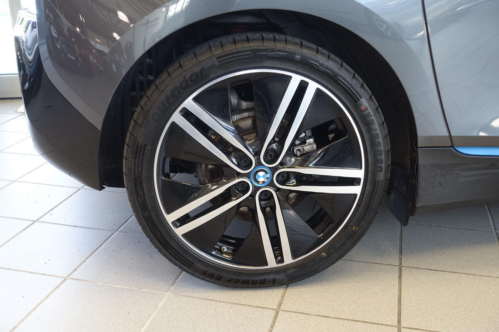 BMW i3
