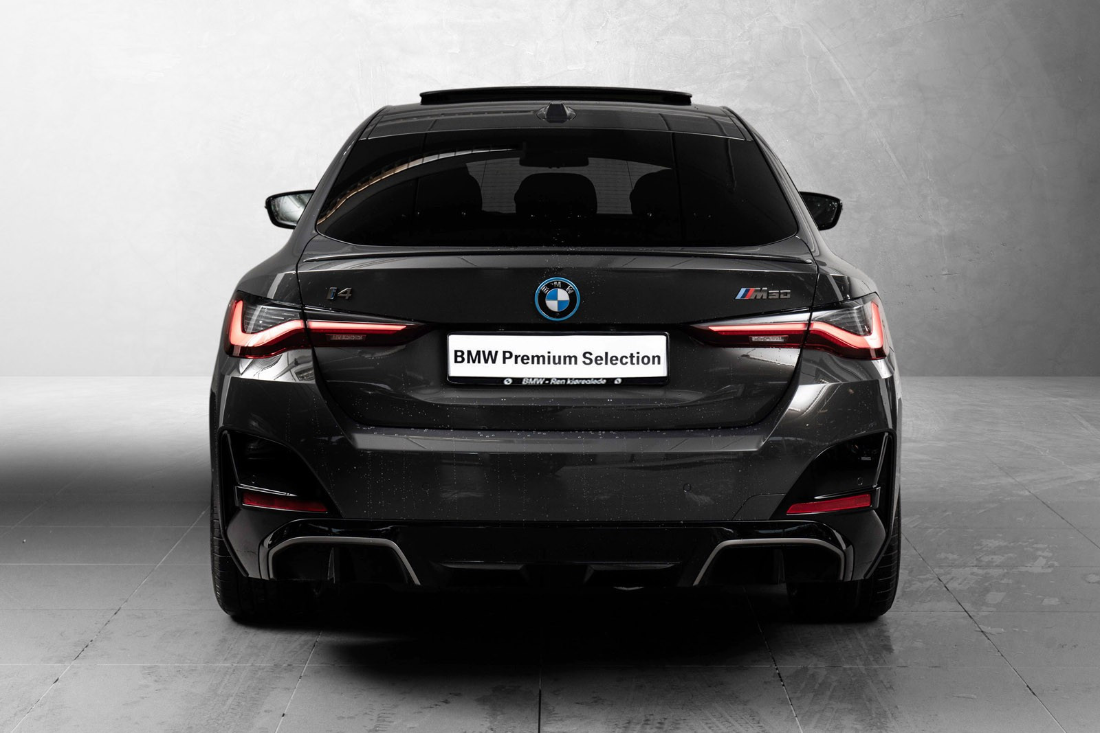 BMW i4 M50