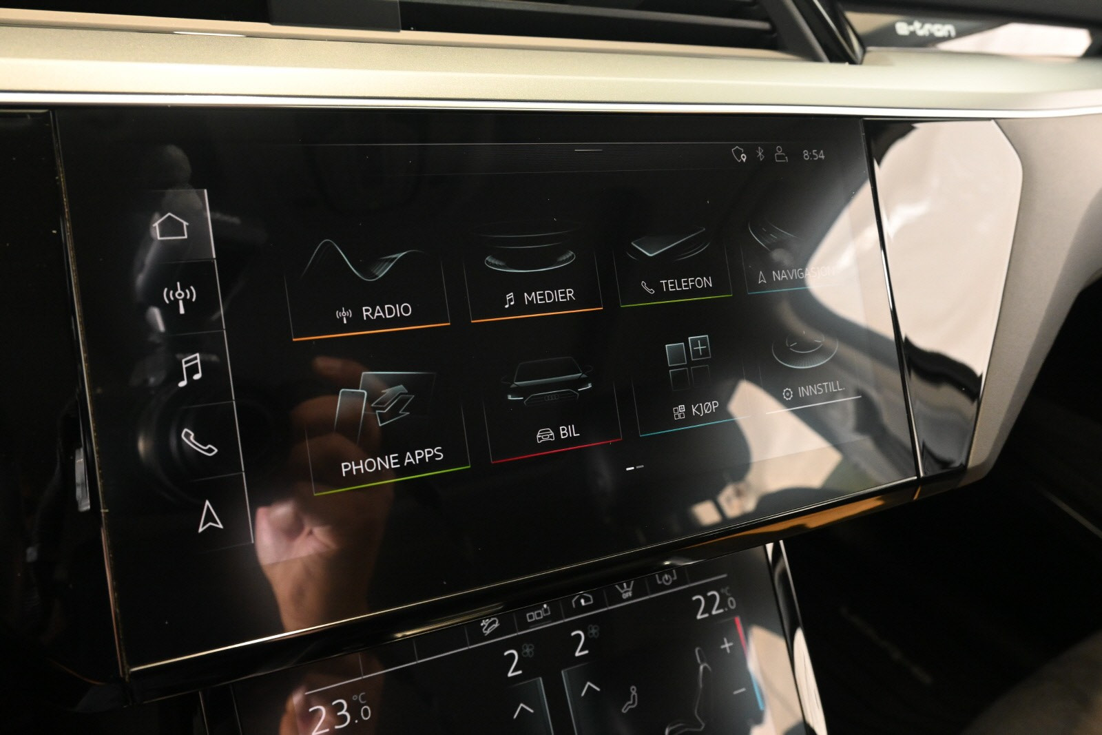 Audi e-tron