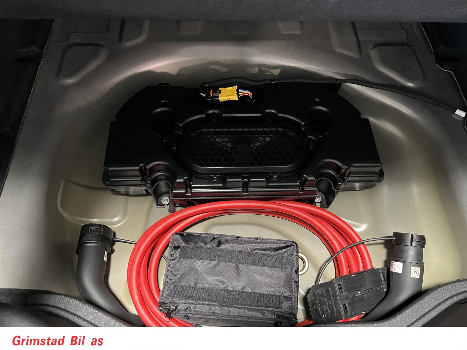 Citroen E-C4 X