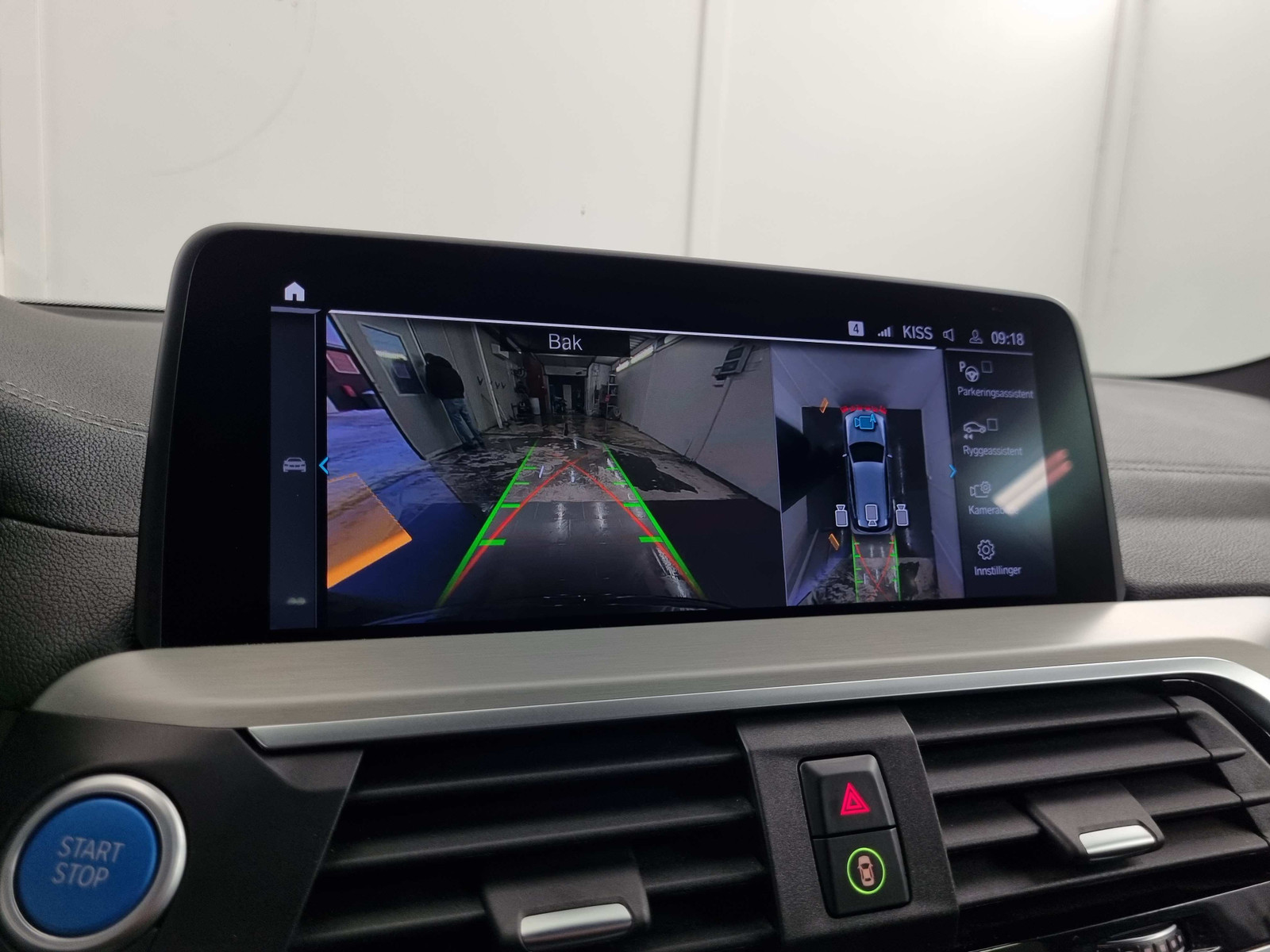 BMW iX3