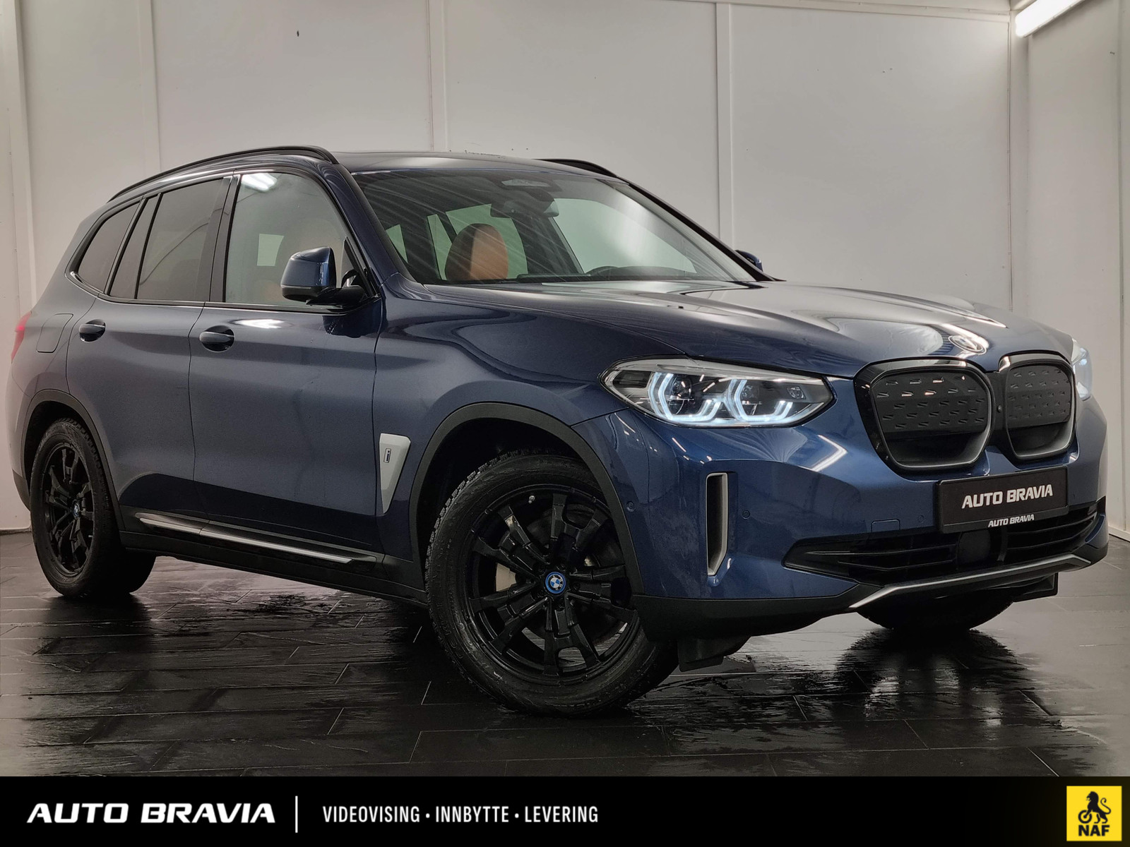BMW iX3