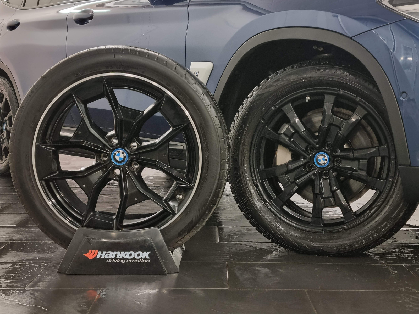 BMW iX3