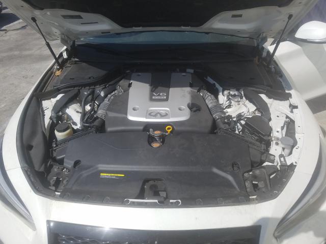 Infiniti Q50 Base 2015