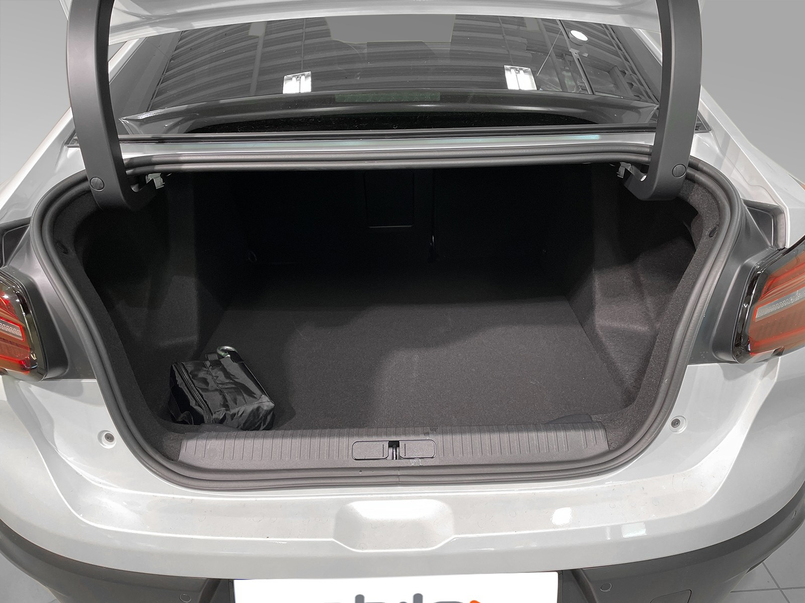Citroen E-C4 X