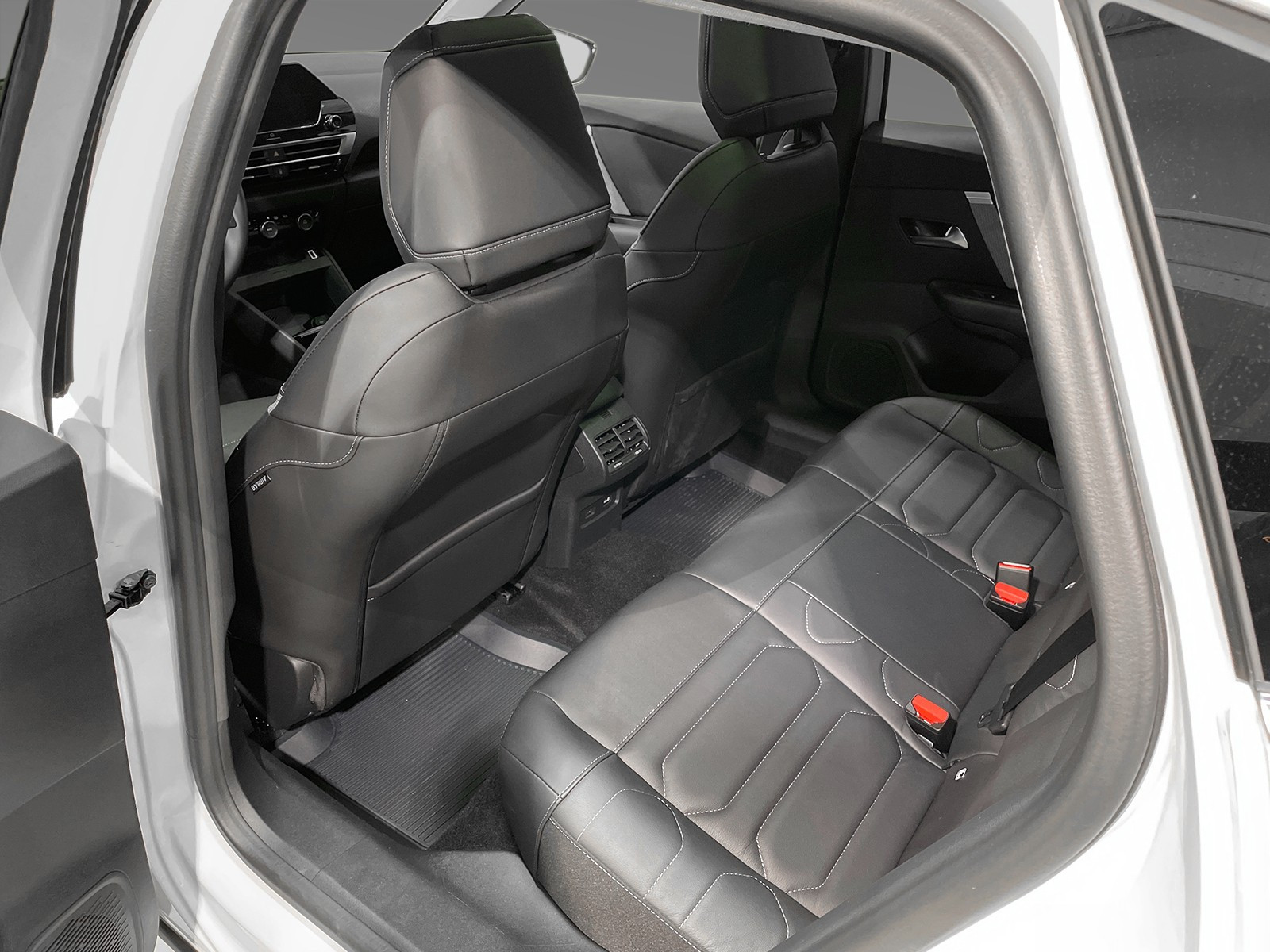 Citroen E-C4 X
