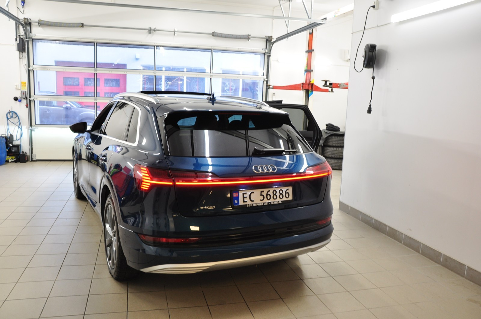 Audi e-tron