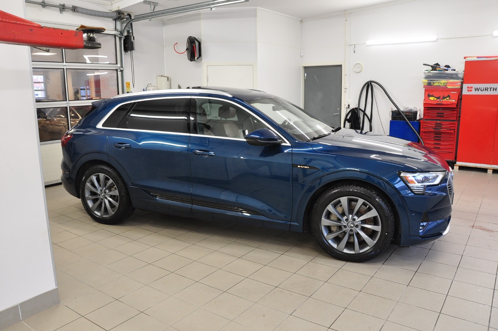 Audi e-tron