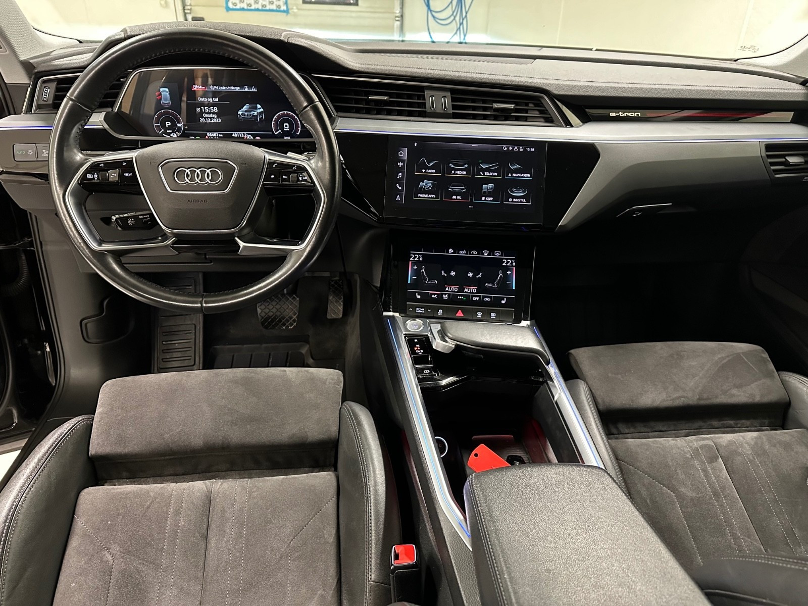 Audi e-tron