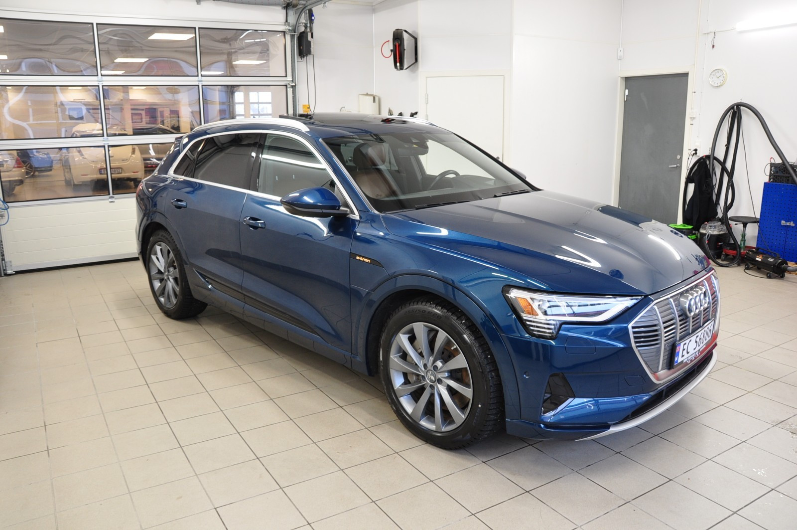Audi e-tron