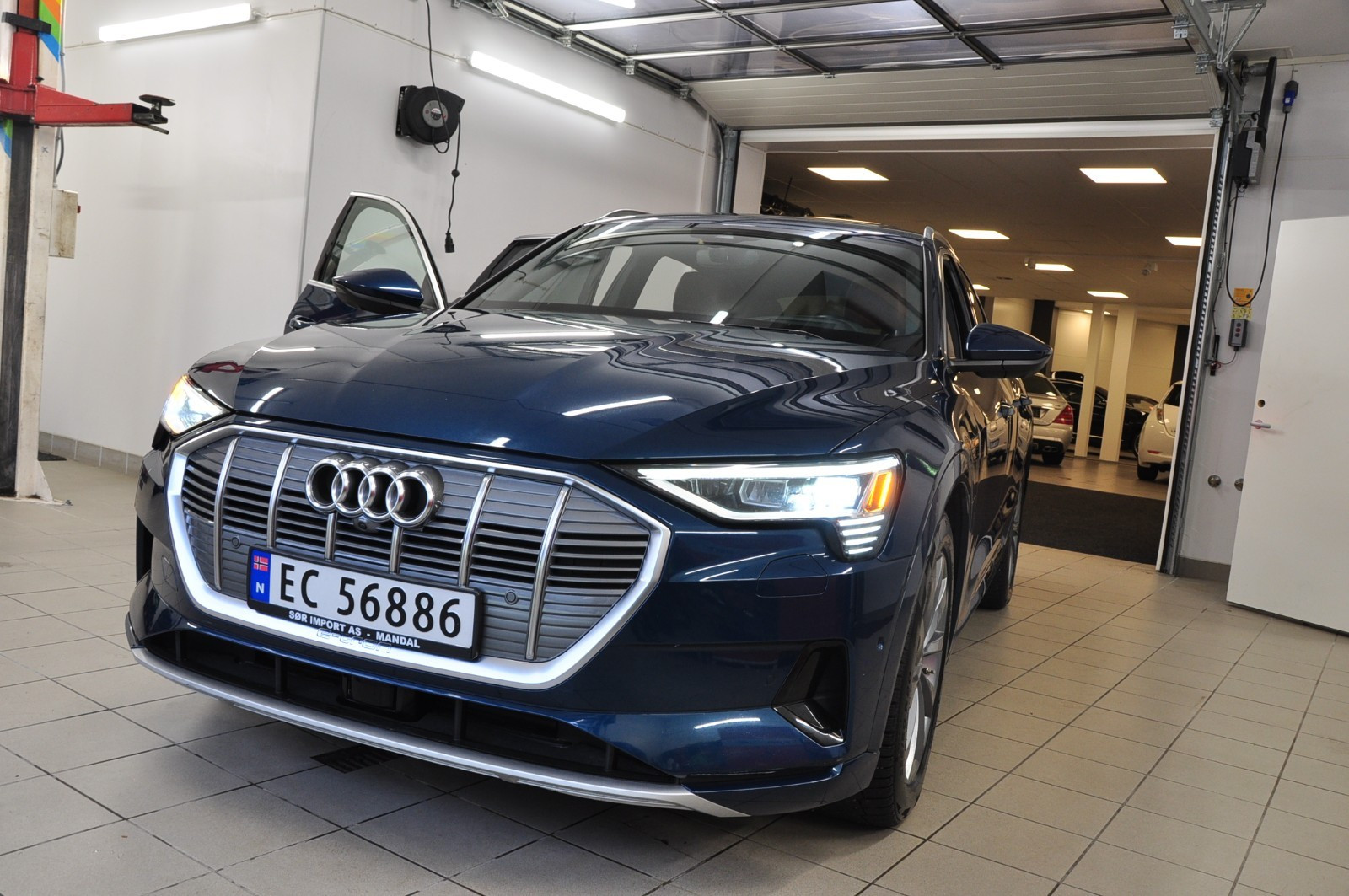 Audi e-tron