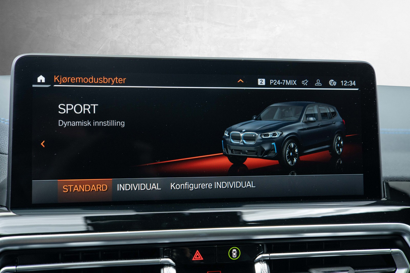 BMW iX3