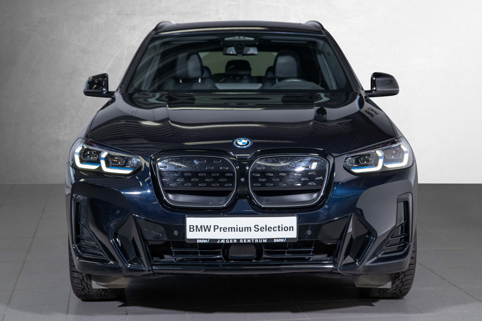 BMW iX3
