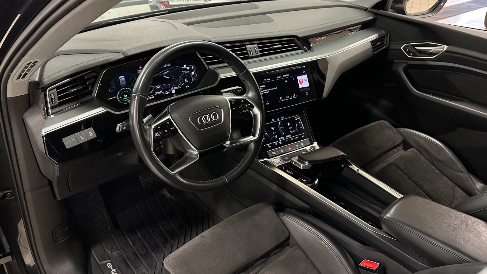 Audi e-tron