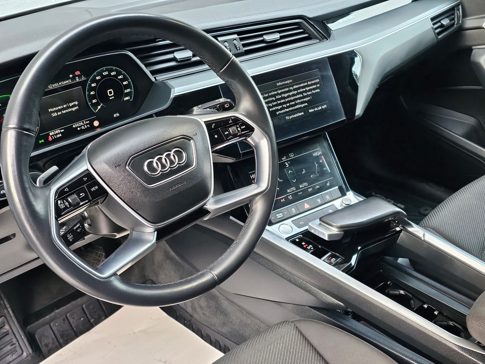Audi e-tron