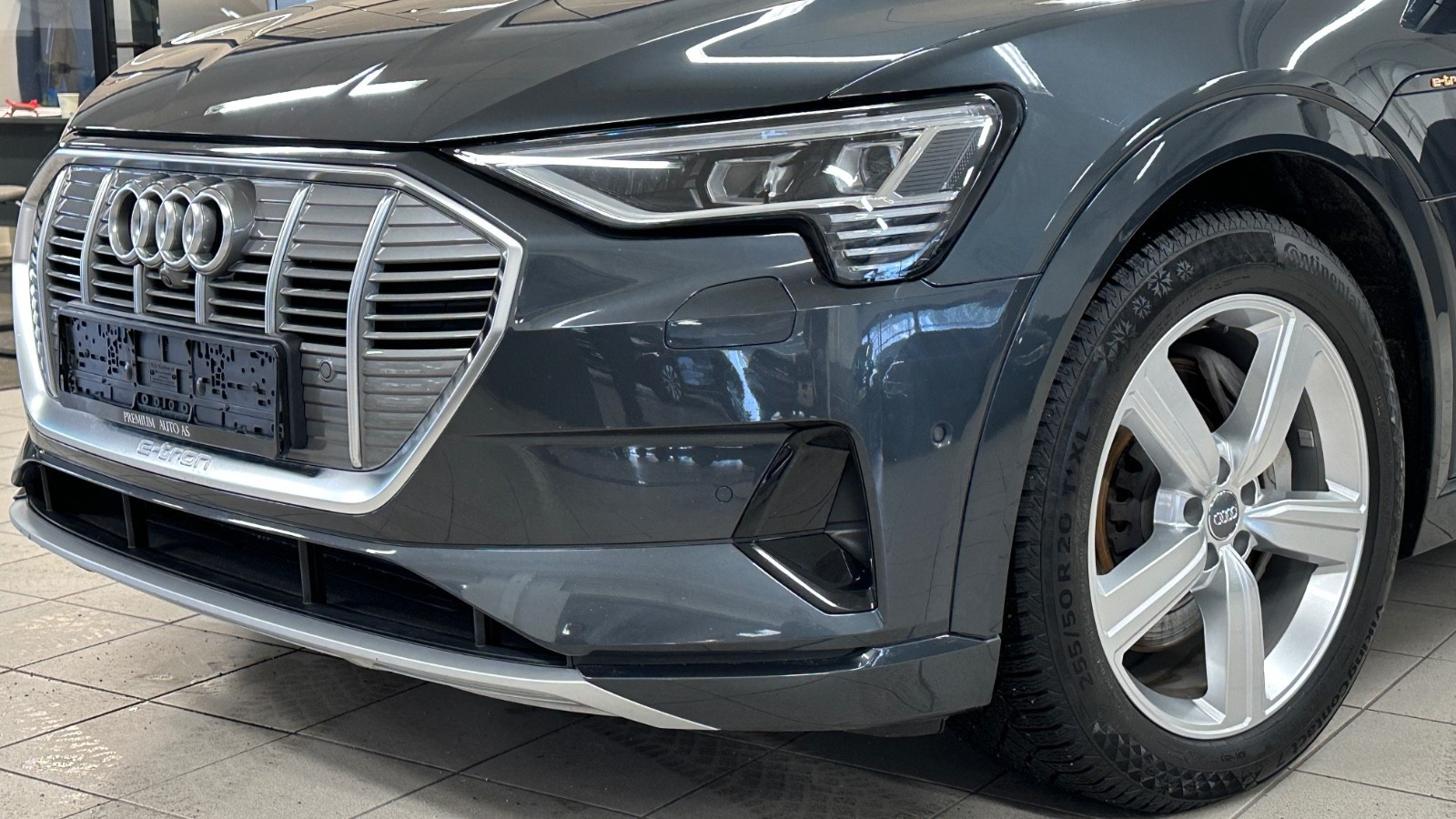 Audi e-tron