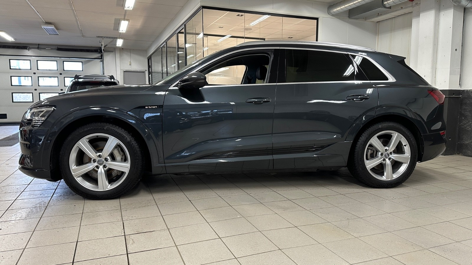 Audi e-tron