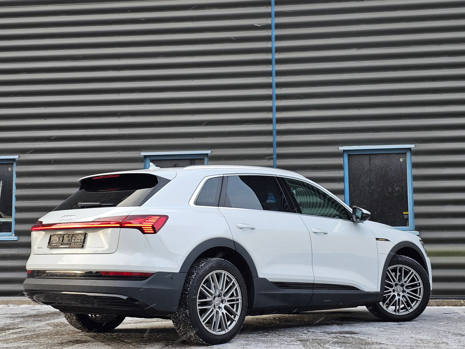 Audi e-tron