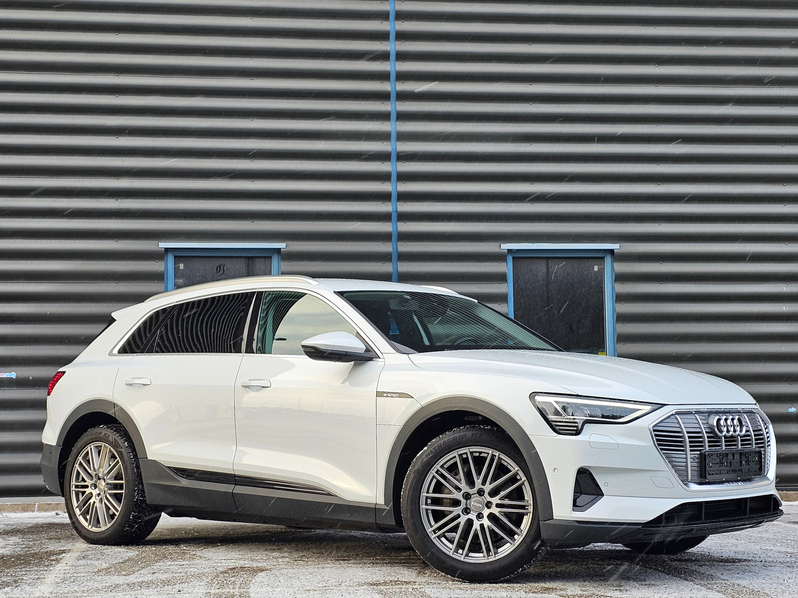 Audi e-tron
