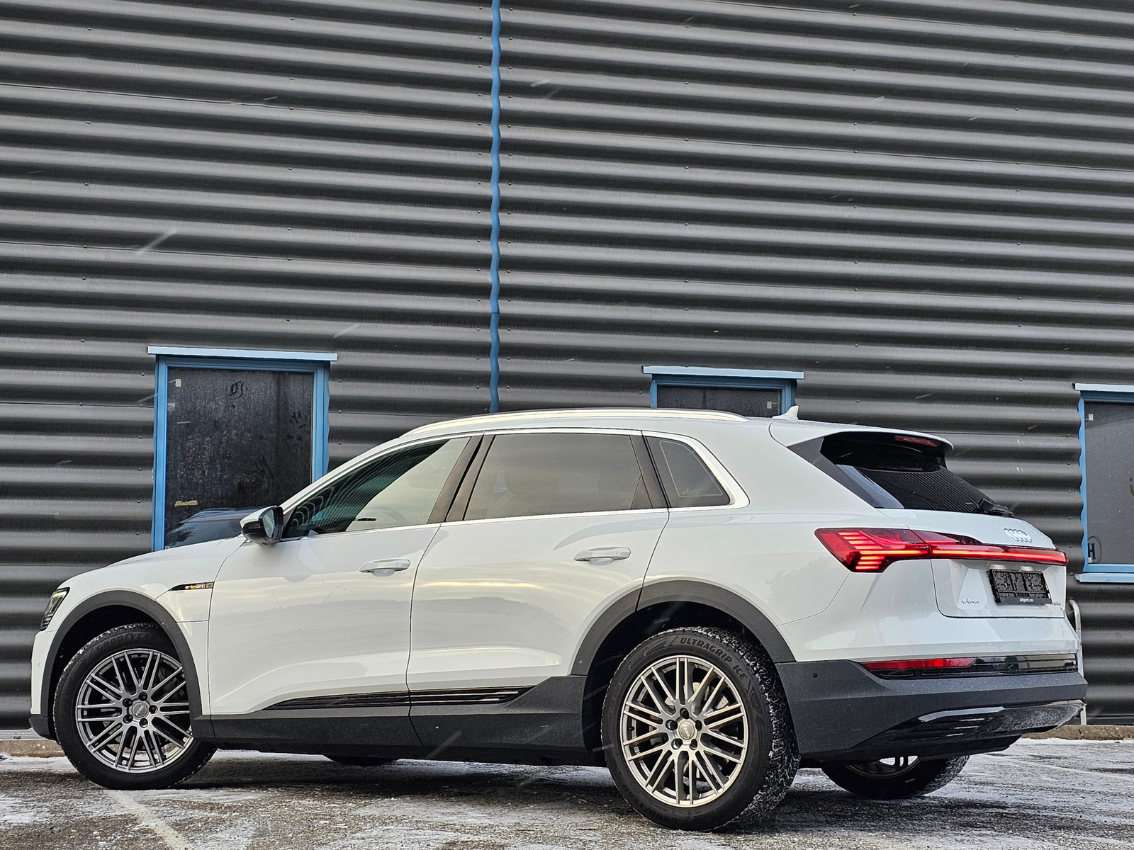 Audi e-tron