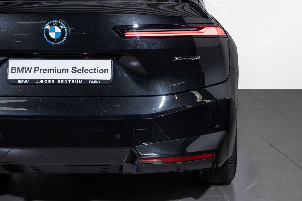 BMW iX xDrive 50