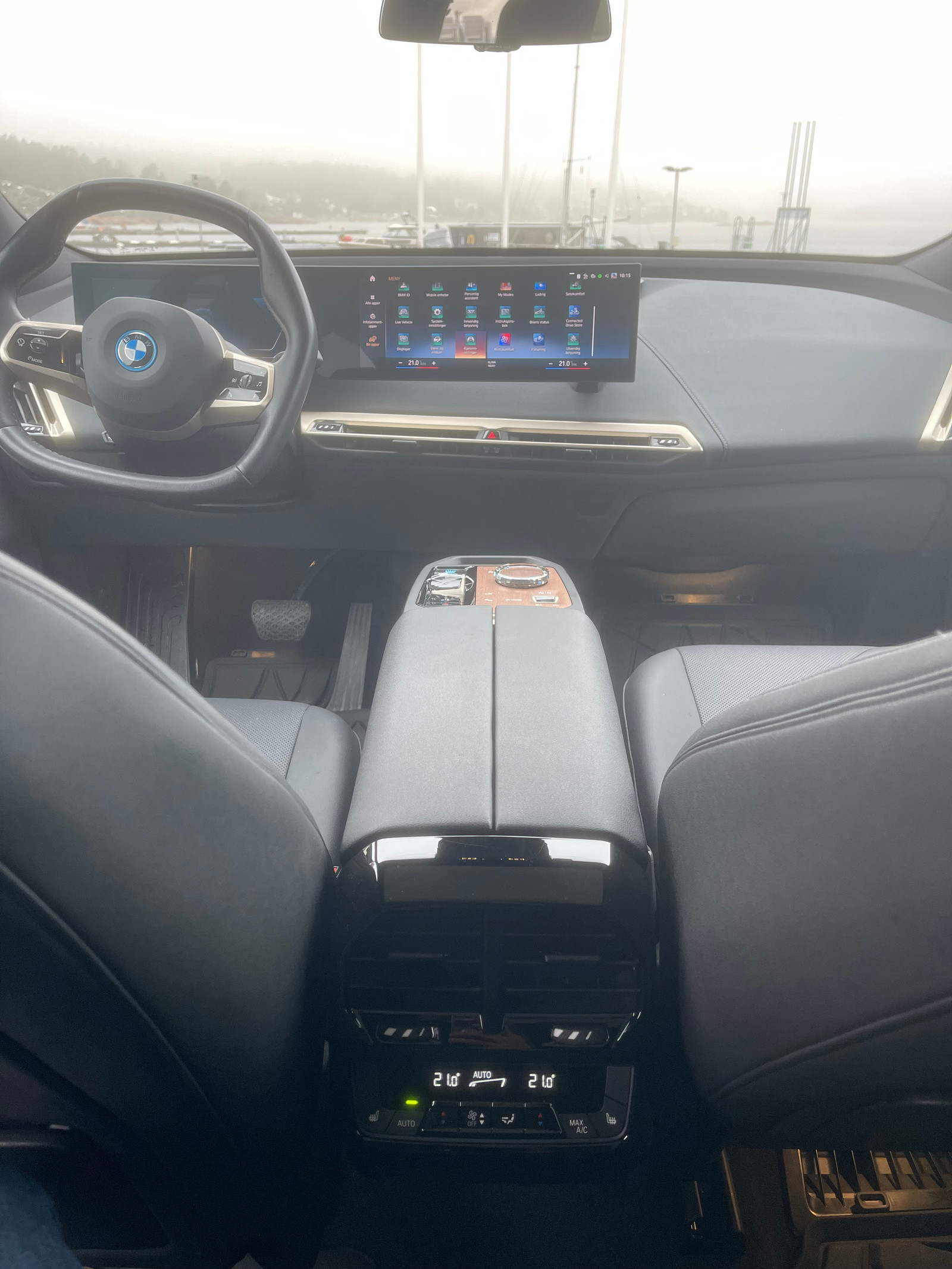 BMW iX xDrive 40