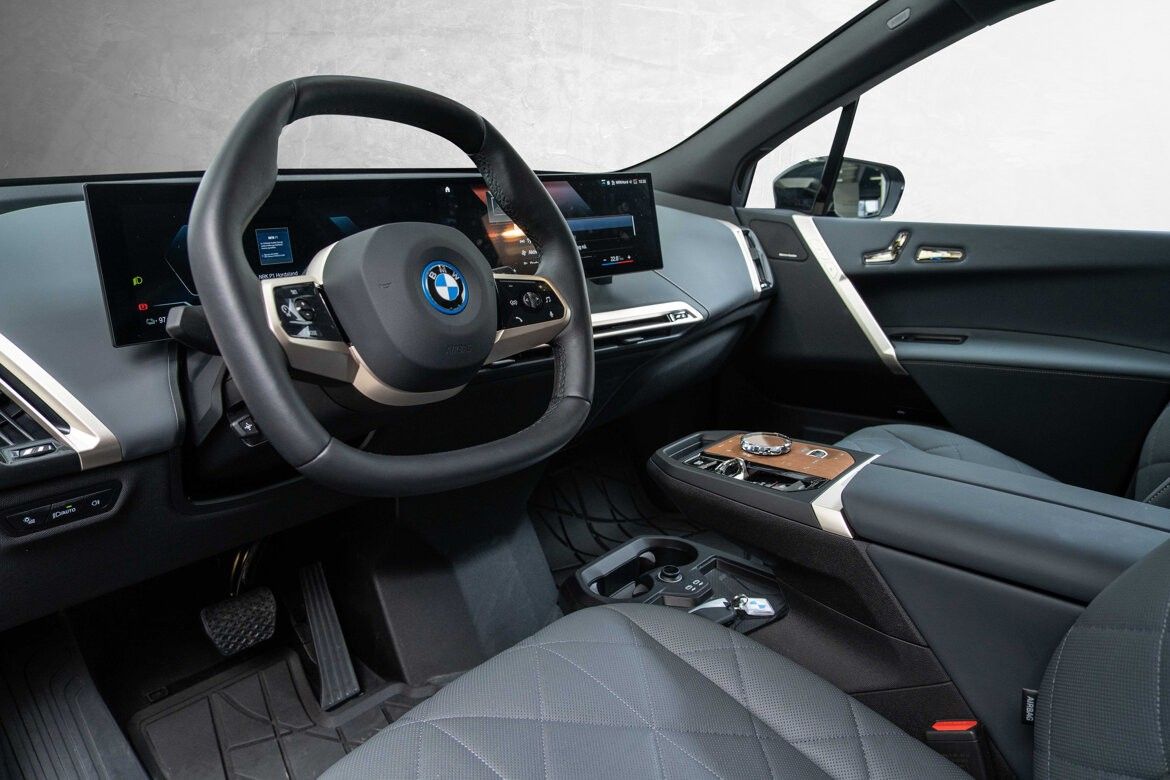 BMW iX xDrive 50