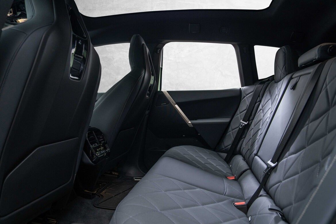 BMW iX xDrive 50