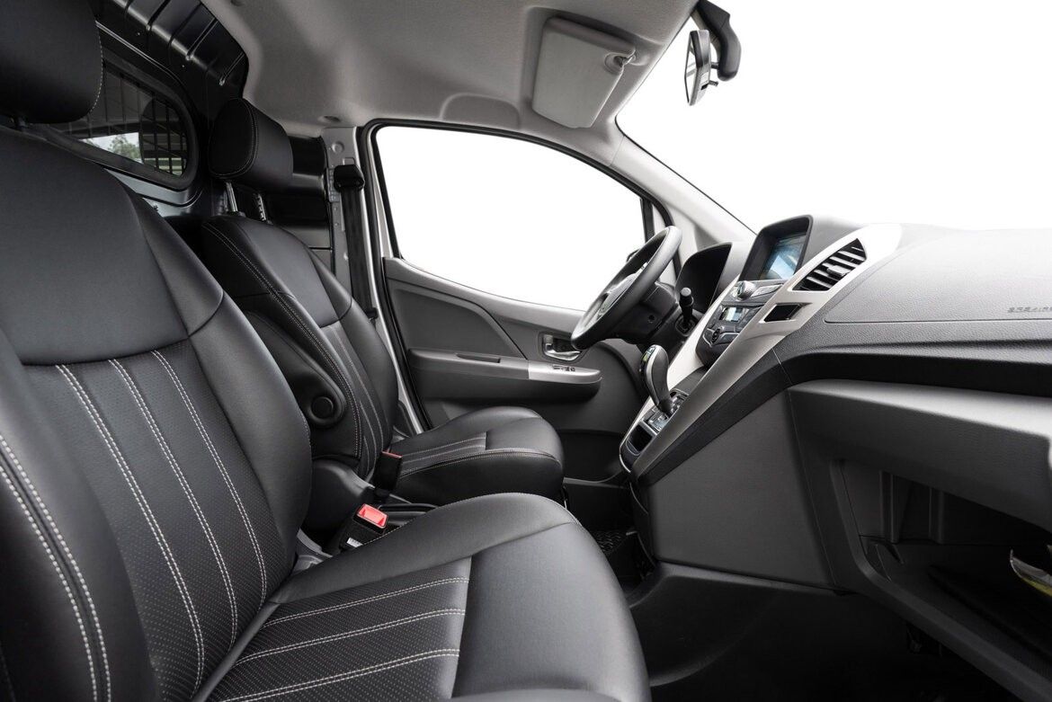 BYD T3