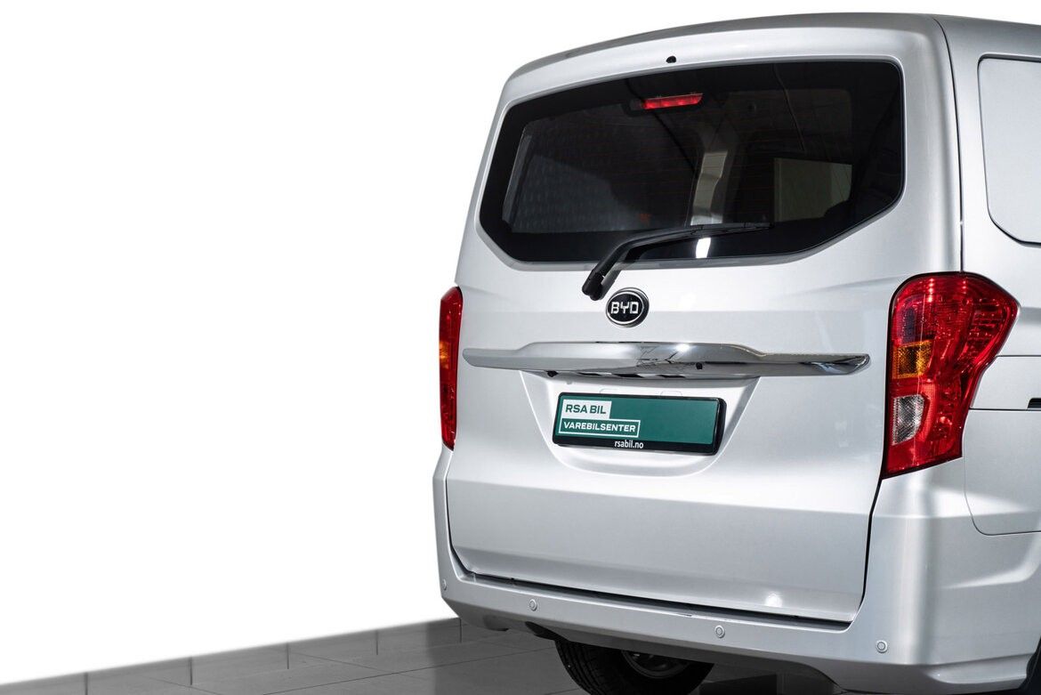 BYD T3