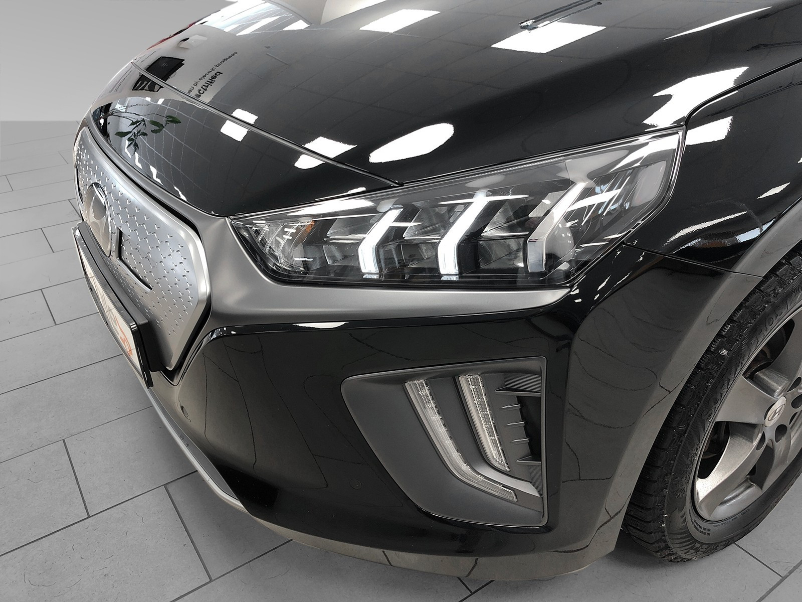 Hyundai IONIQ