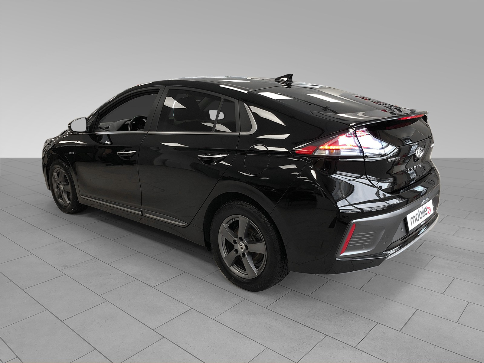 Hyundai IONIQ