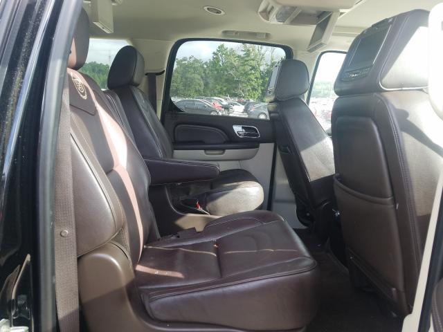 Cadillac Escalade E 2013