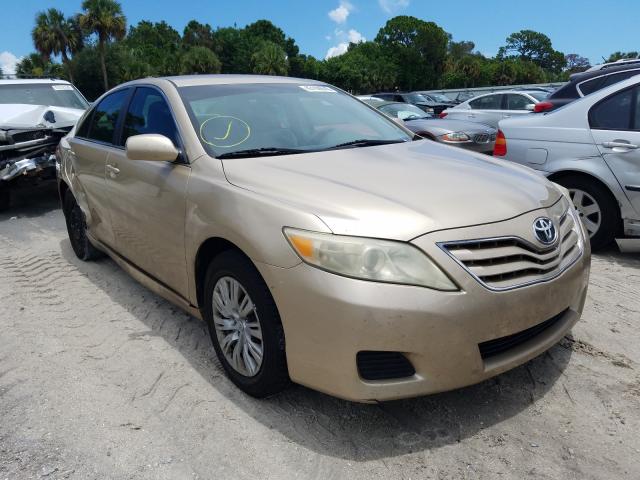 Toyota Camry Base 2011