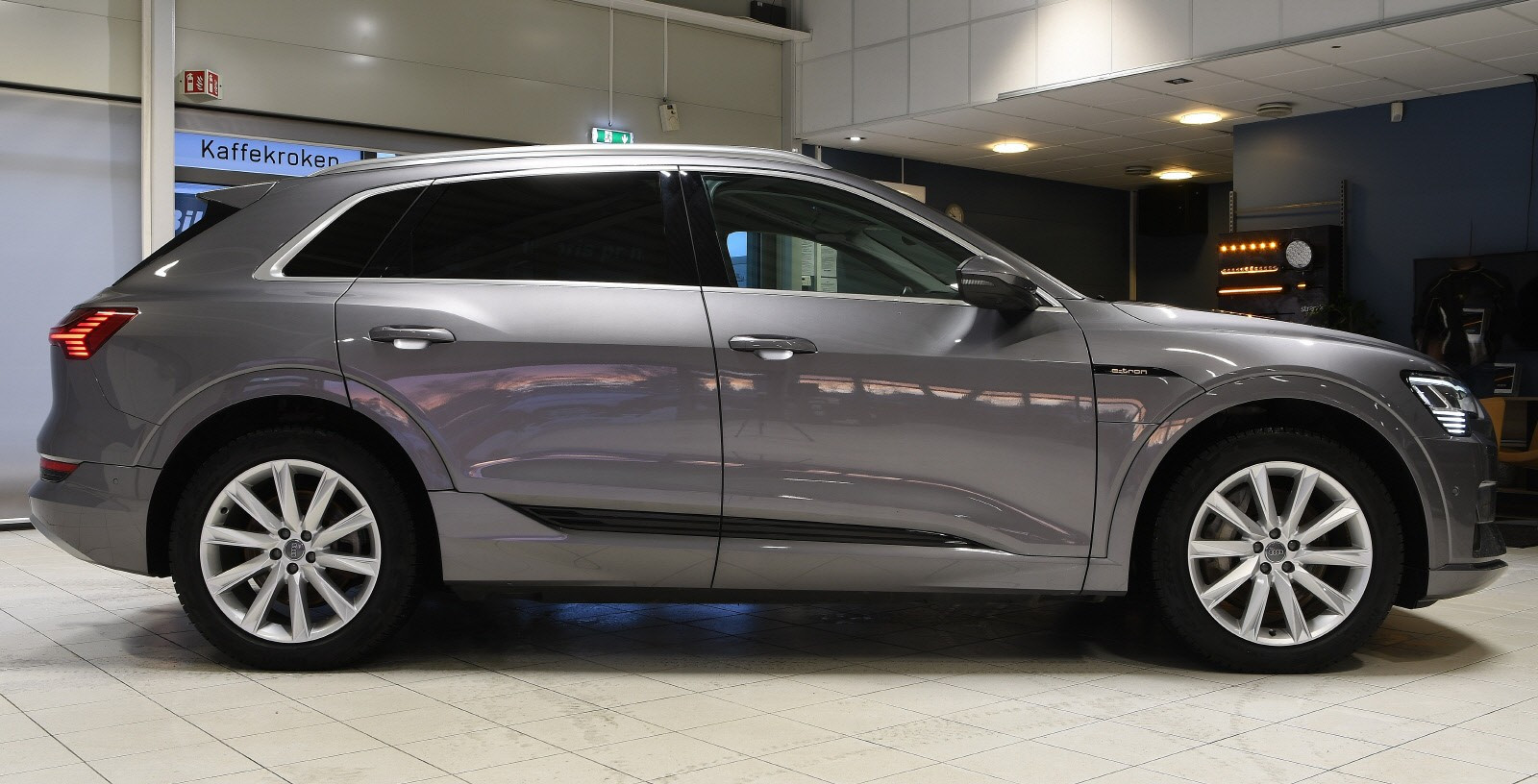 Audi e-tron