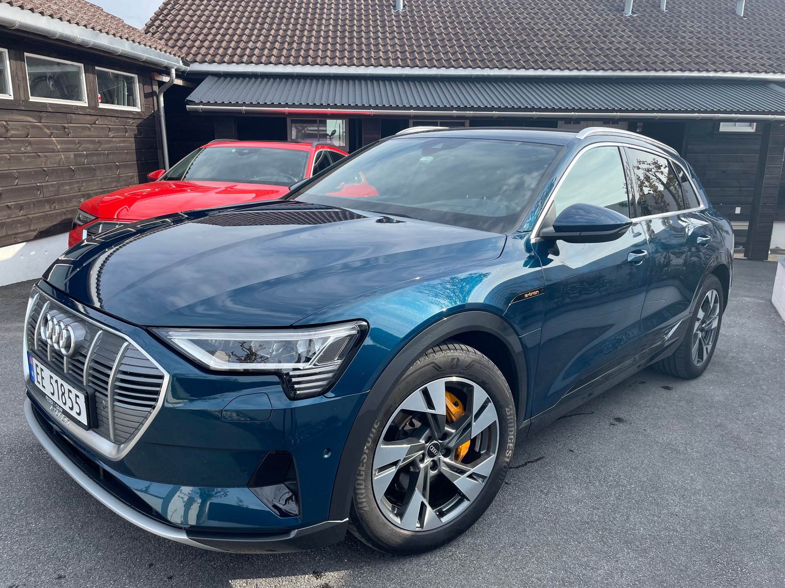Audi e-tron