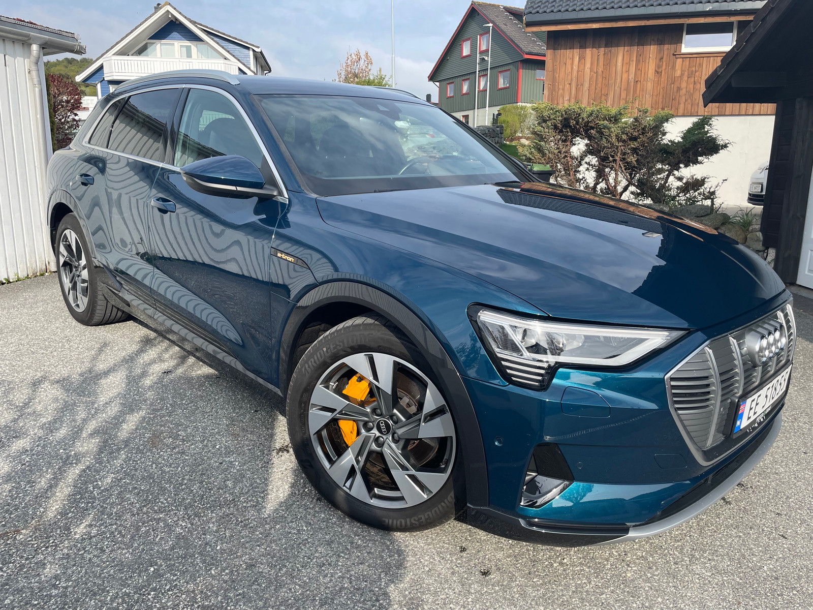 Audi e-tron