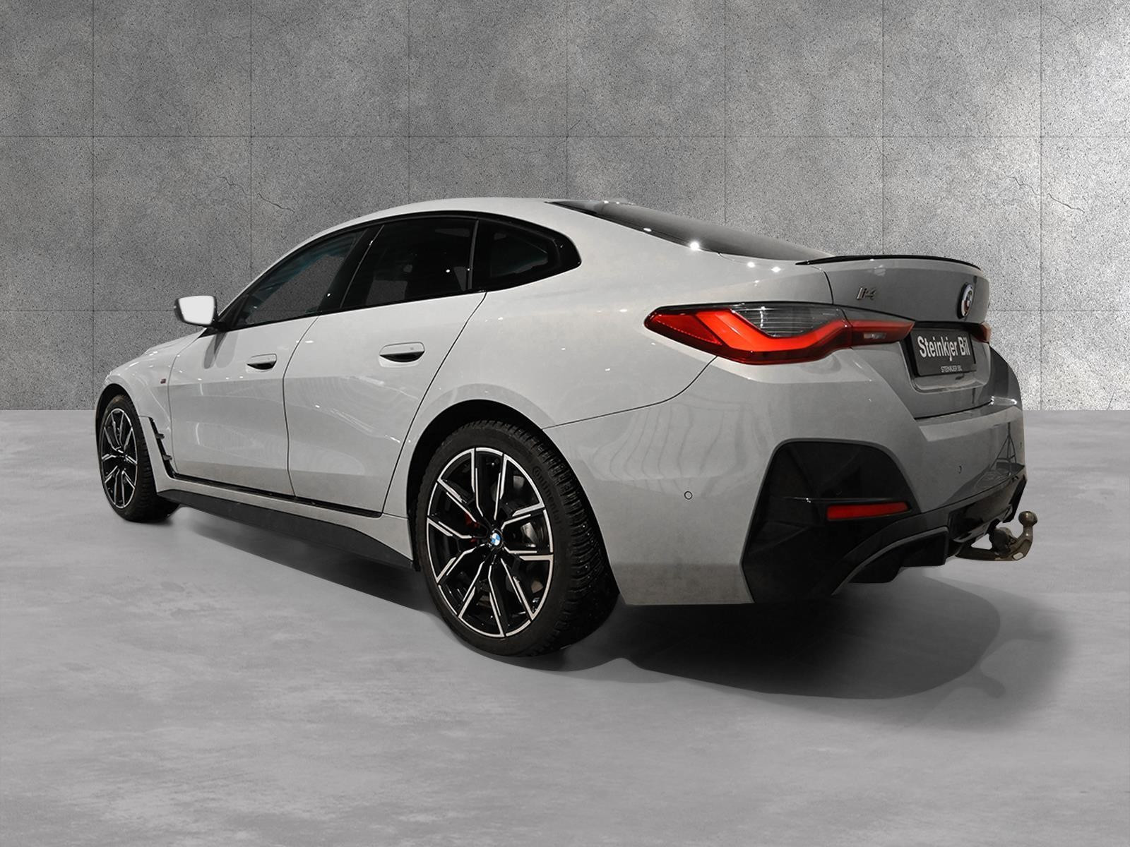 BMW i4 M50