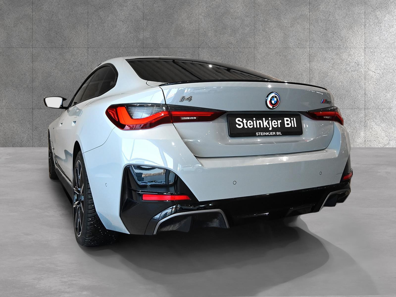 BMW i4 M50