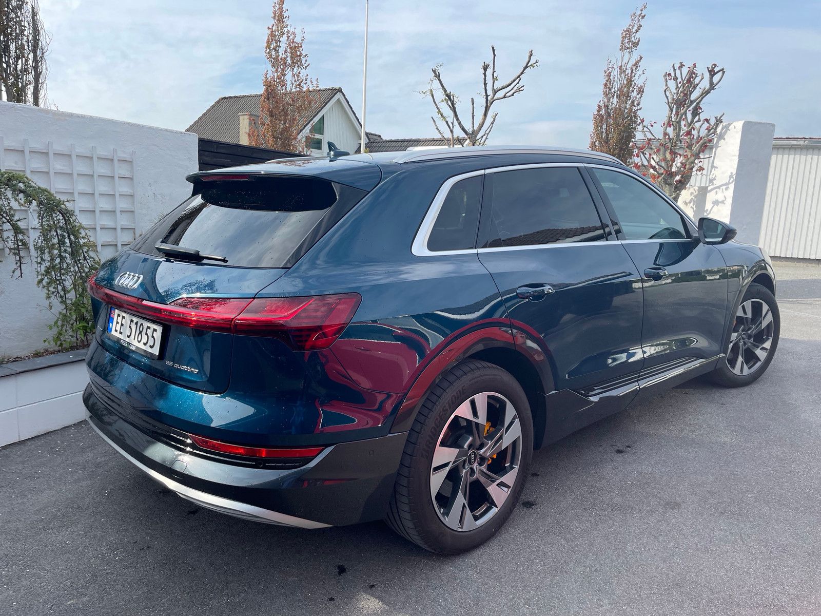 Audi e-tron