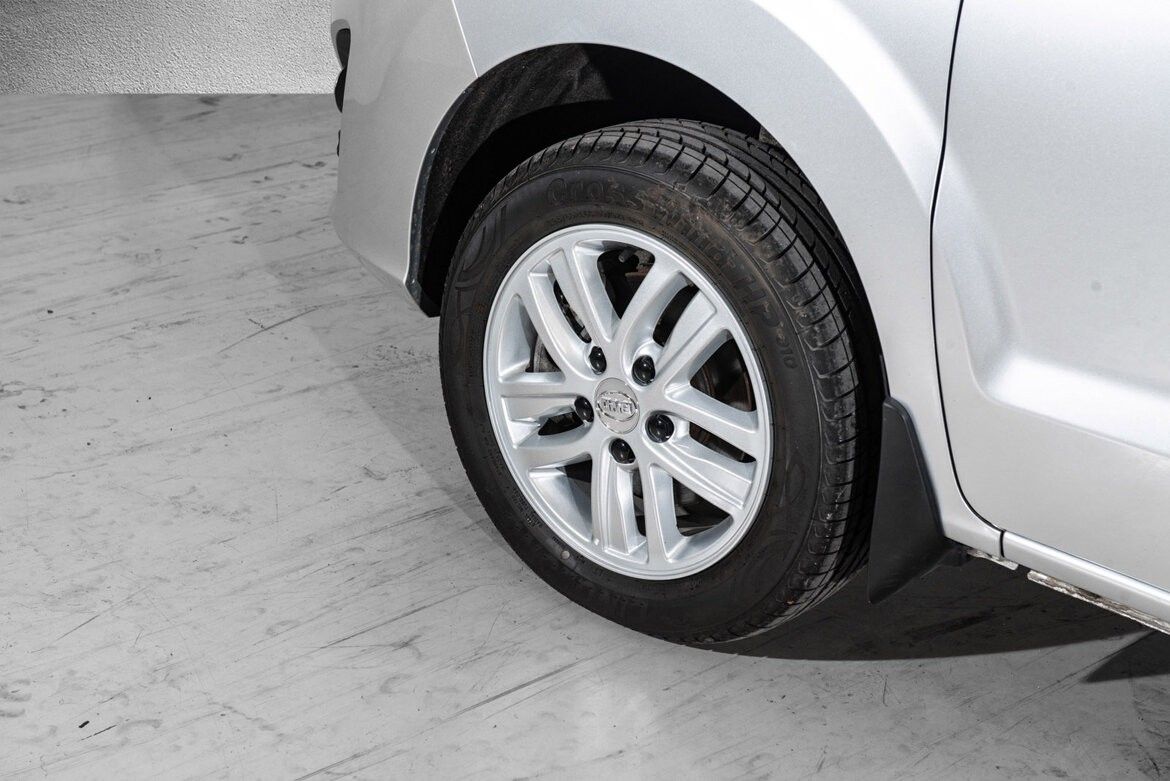 BYD T3