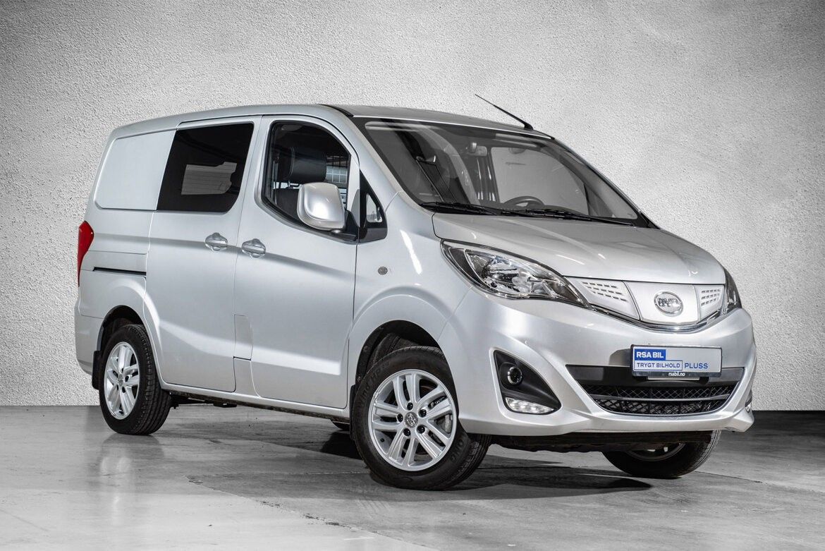 BYD T3